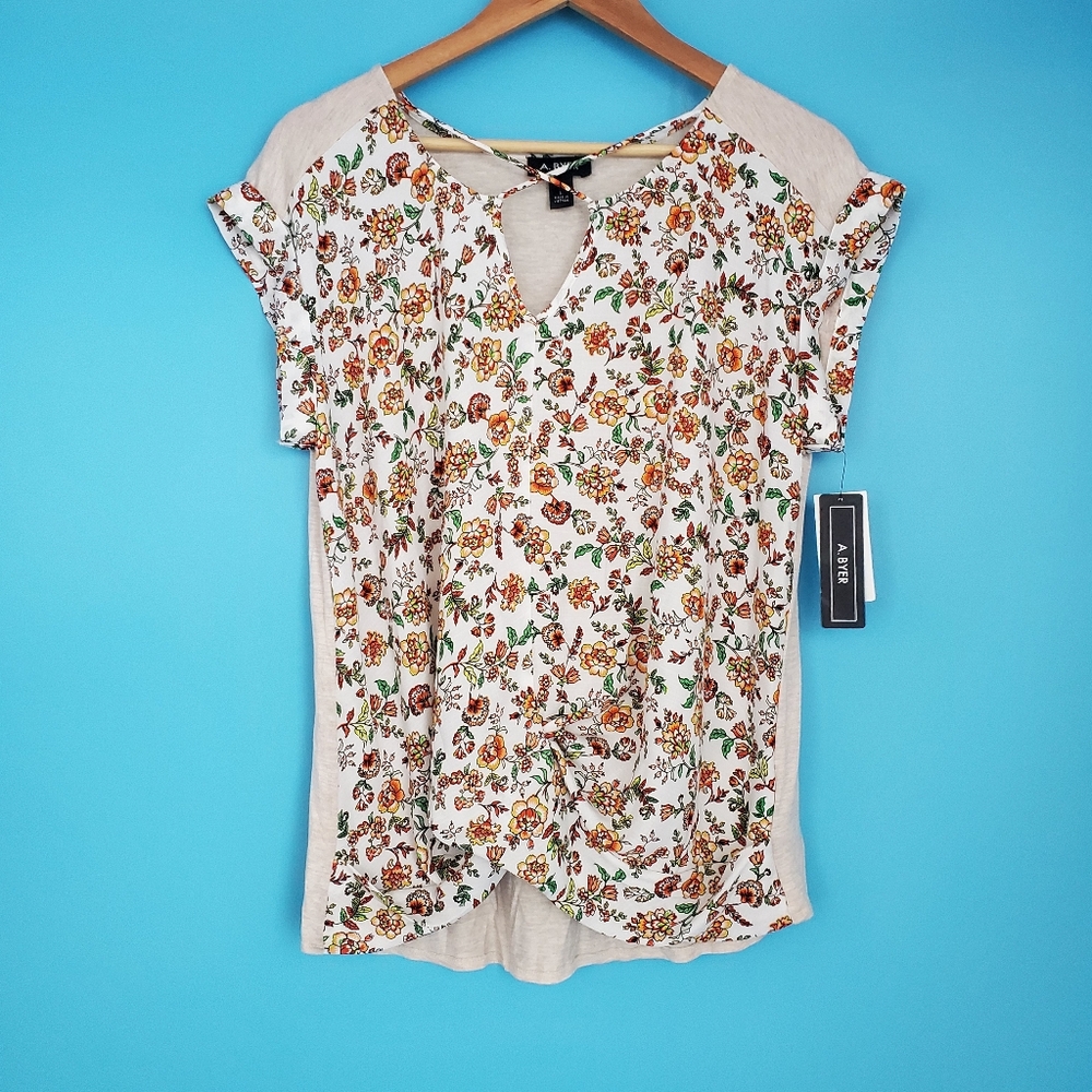 NEW A. Byer Blouse Size Large Floral Short Sleeve